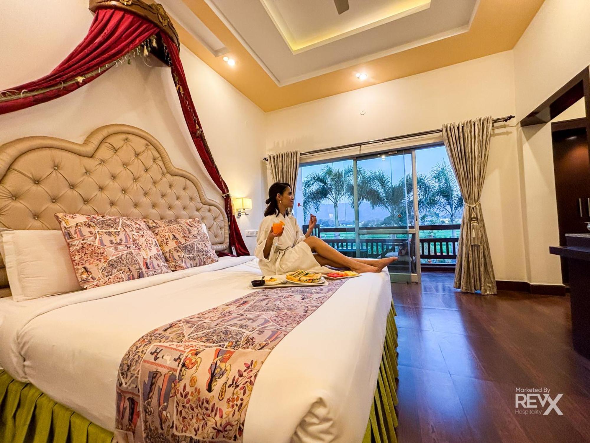 The Neeraj River Forest Resort Ayurvedic Wellness Center Ришикеш Экстерьер фото