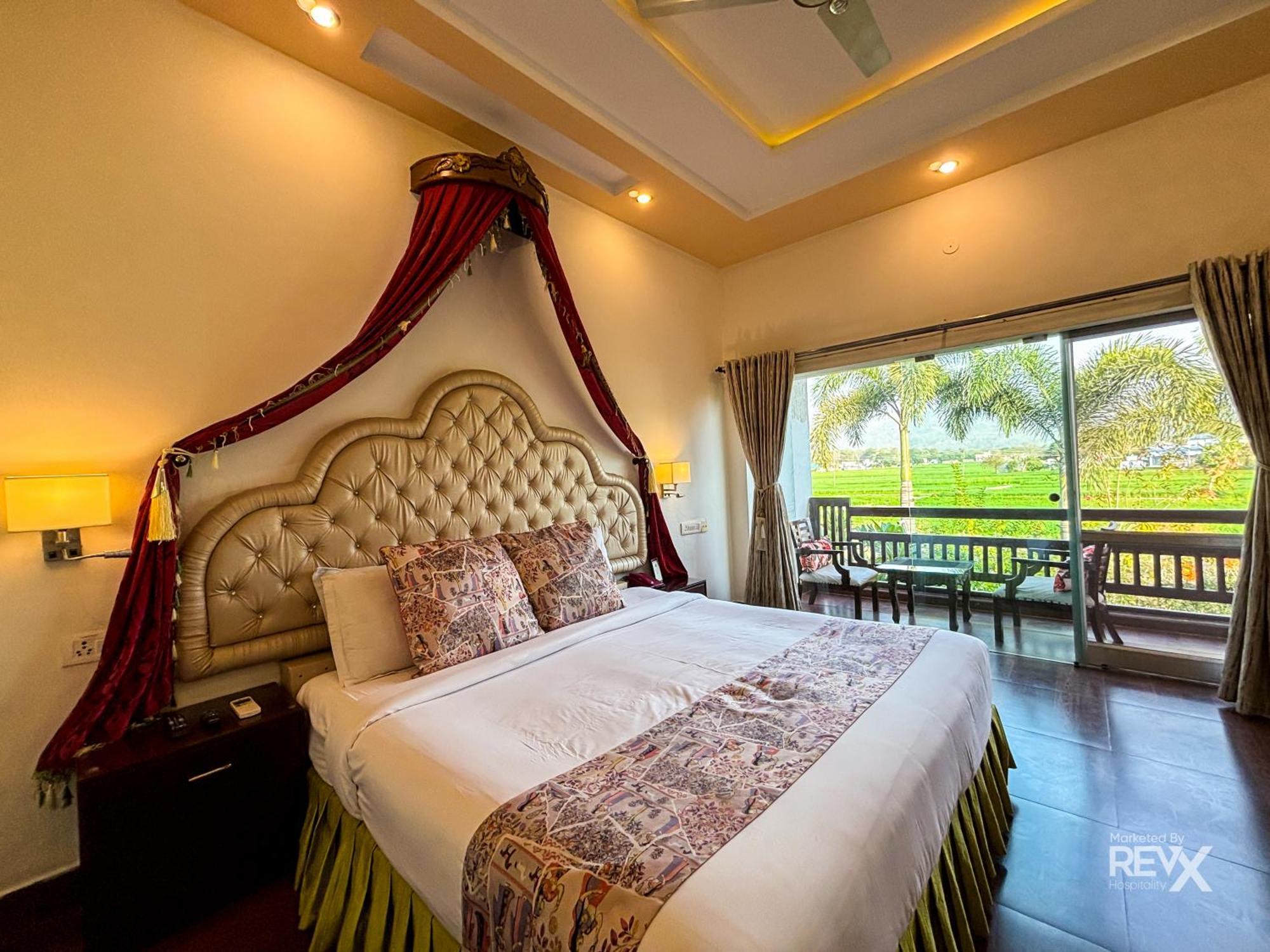 The Neeraj River Forest Resort Ayurvedic Wellness Center Ришикеш Экстерьер фото